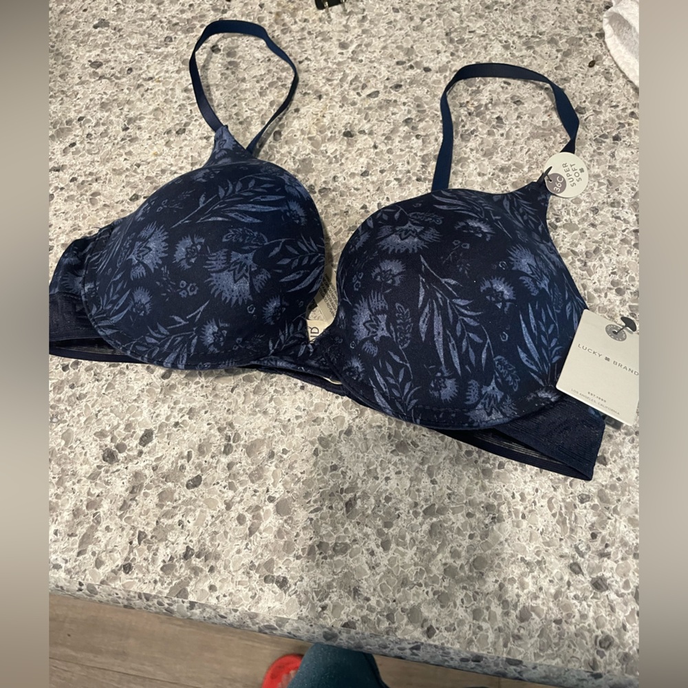 Lucky Brand Super soft Navy
Blue Tropical Floral print Padded underwire bra 36C